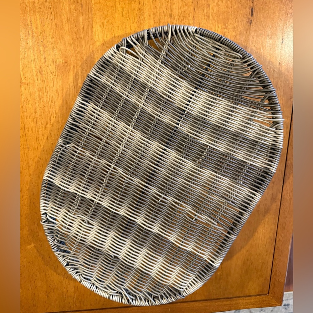 NEW Tommy Bahama Coastal Woven Tray - Picture 4 of 5